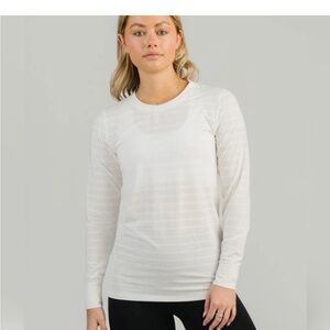 ZYIA White Textured Perforated Long Sleeve XXL Top